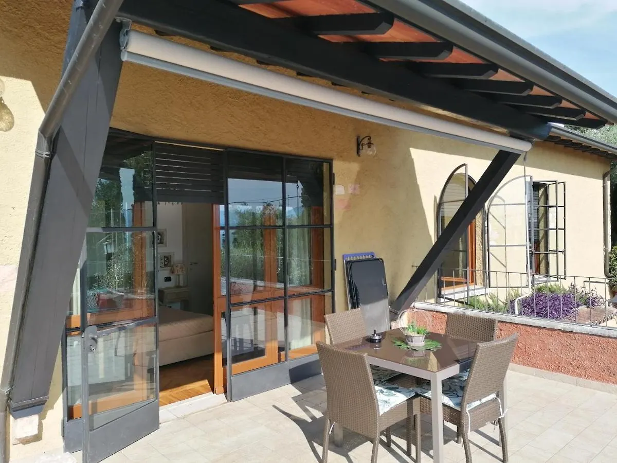 Villa Paradiso Apartment 시르미오네